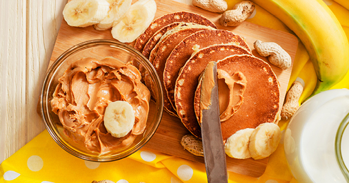 pancakes-με-πολτό-φυστικιού-100-«οι-γουμένισσες»-μέλι-και-μπανάνα